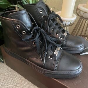 SOLD!! Authentic Gucci black leather woman’s sneakers 36.5 / 6 with box receipt